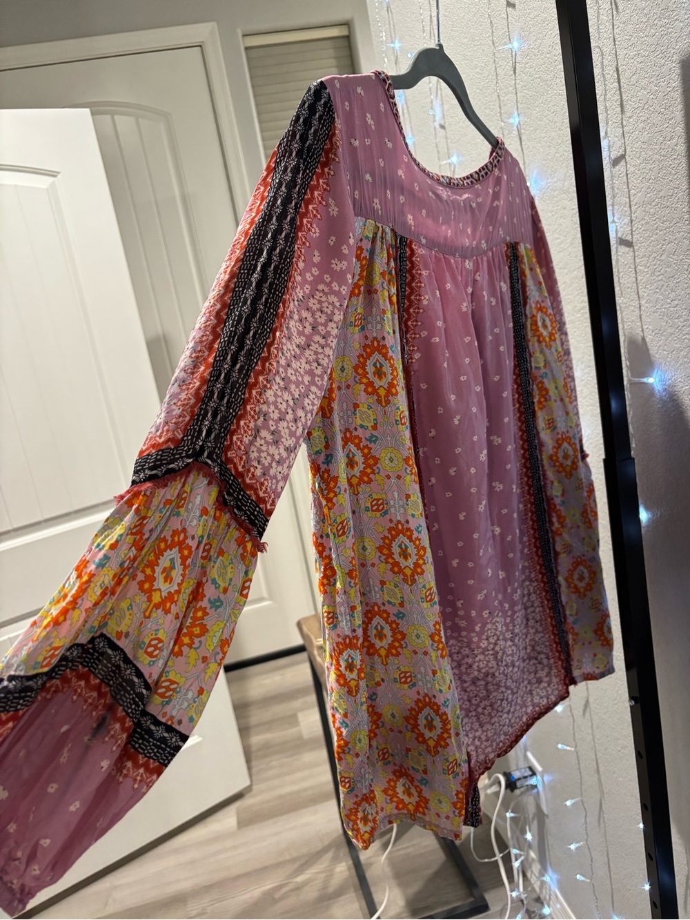 Sundance Mauve Floral-Print Boho Tunic with Multicolor Sleeves - Picture 10 of 10